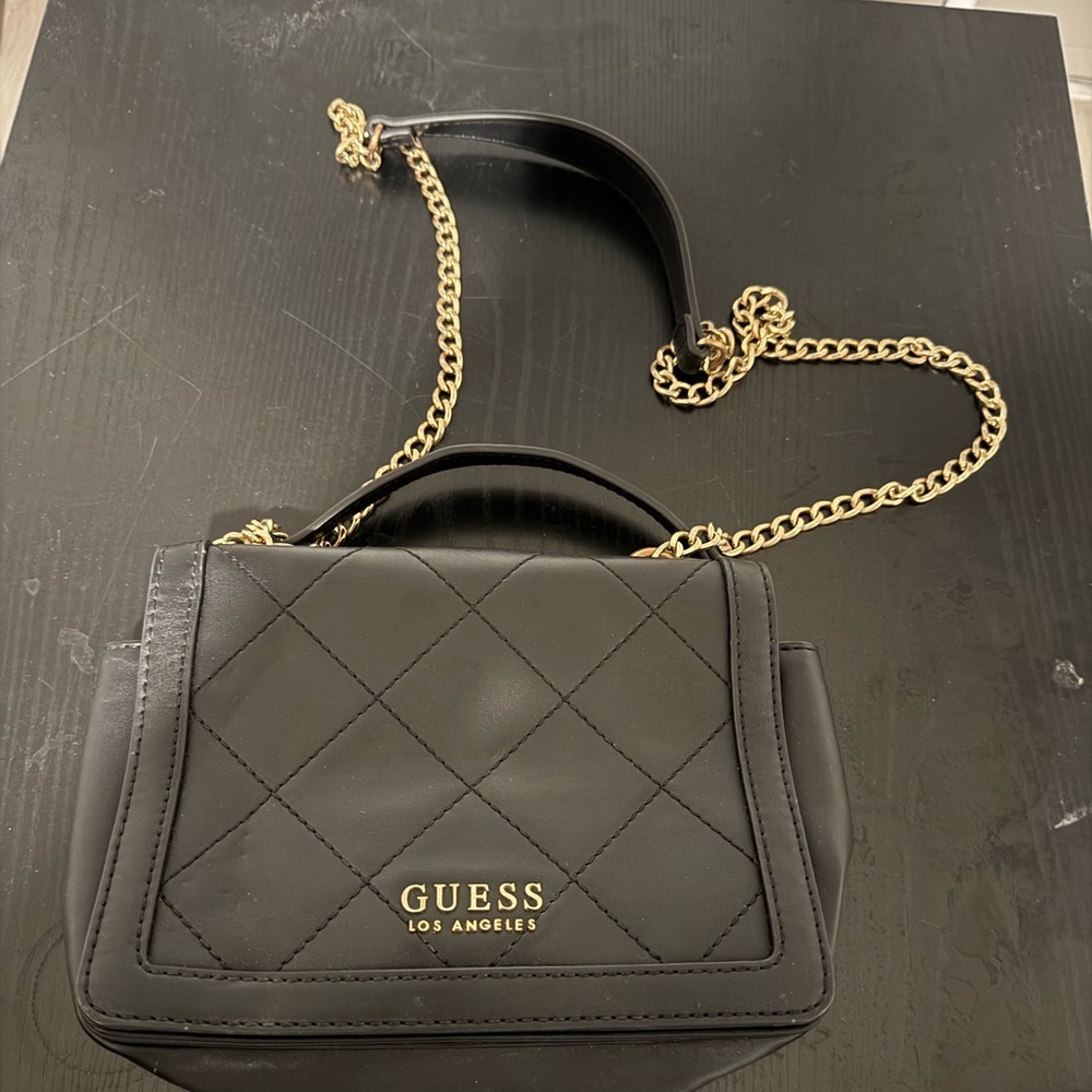 GUESS Black Quilted Crossbody Bag with Gold Chain